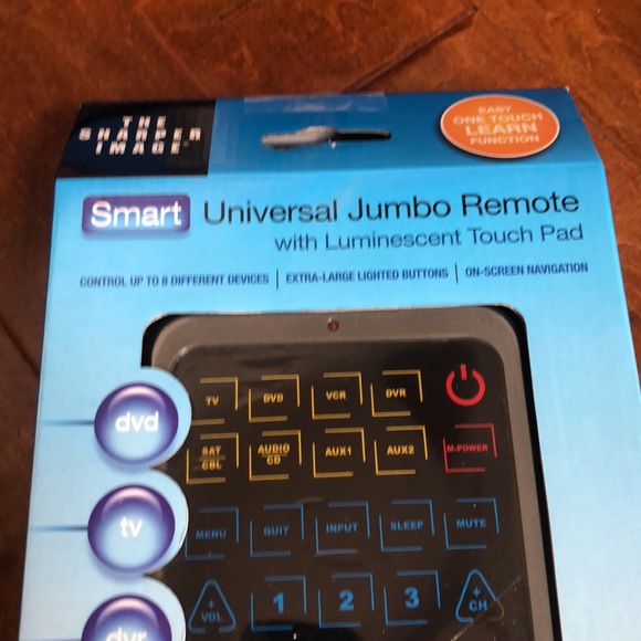 The Sharper Image Smart Universal Jumbo Remote DVD TV DVR XL Light Up Buttons - Picture 8 of 8